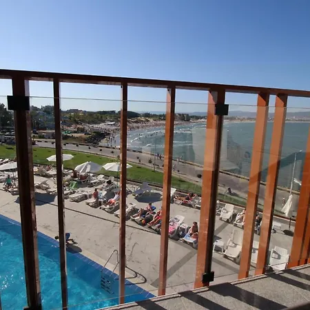 アパート Sea View Studio In Paradiso 511 ネセバル